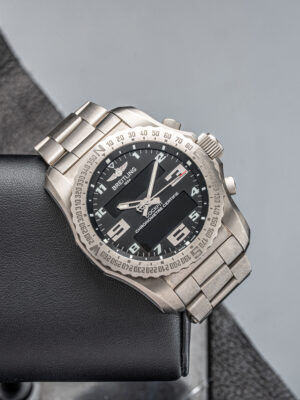 Breitling EB5010