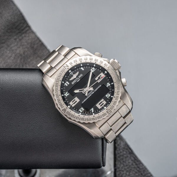 Breitling EB5010