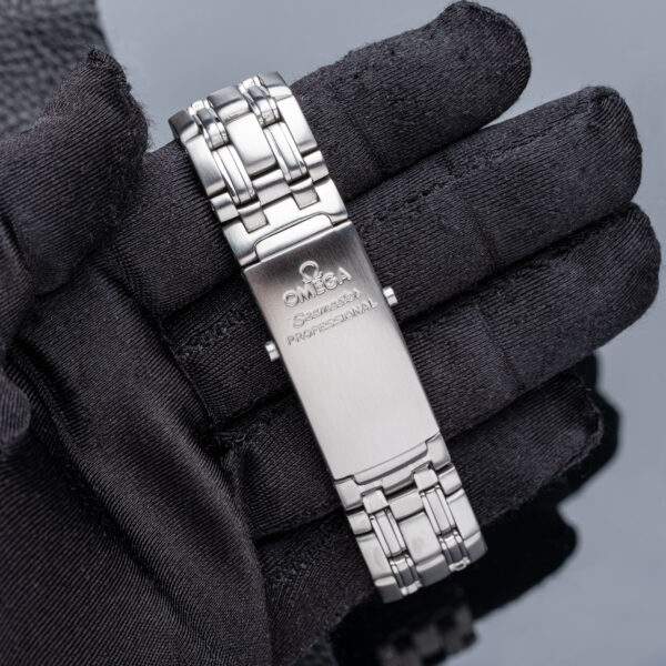 Omega 2561.80