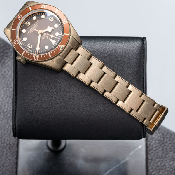 Tudor 79012M