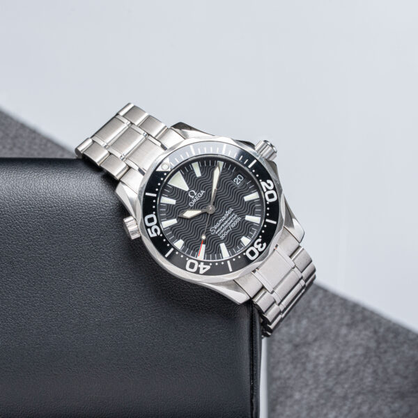 Omega 2252.50