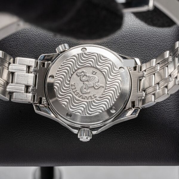 Omega 2561.80