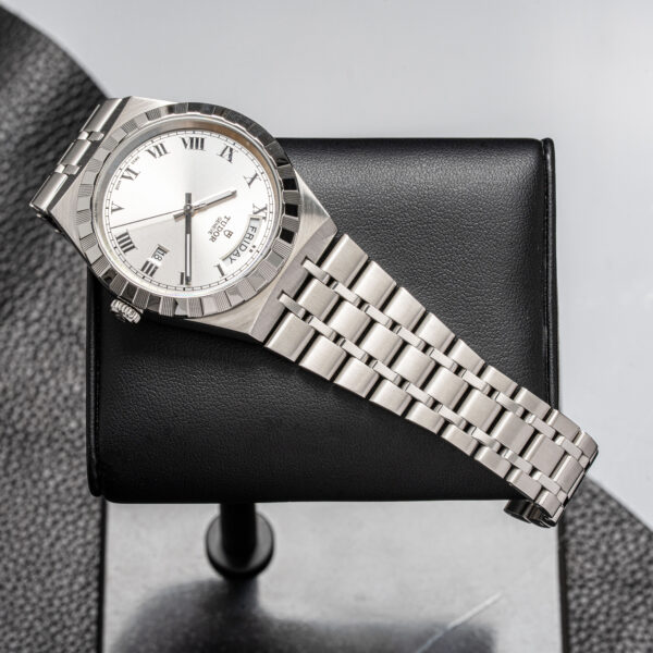 Tudor 28600