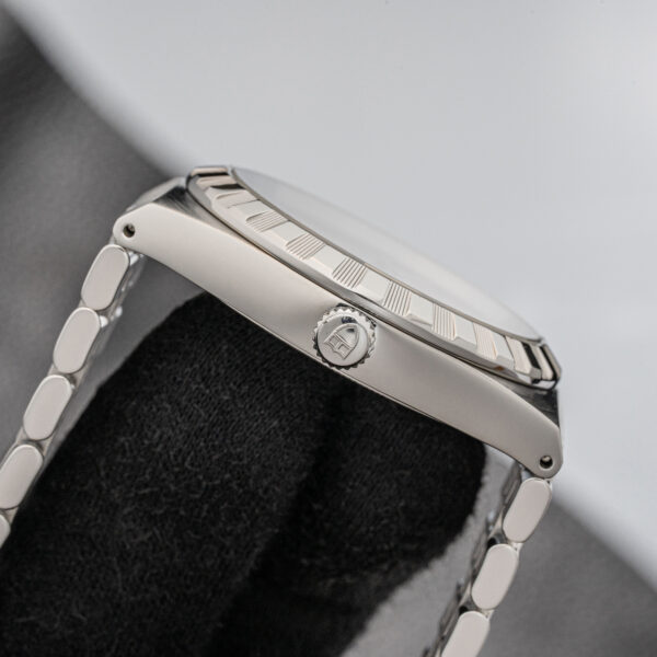 Tudor 28600