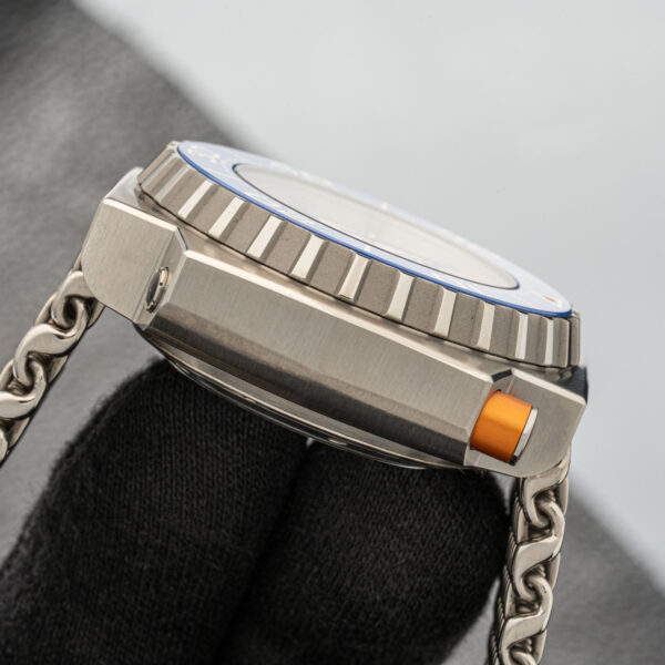 Omega 227.90.55.21.04.001