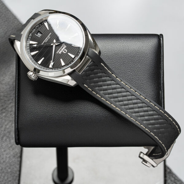 Omega 220.12.41.21.01.001