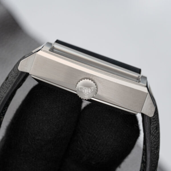 Tag Heuer CAW211P.FC6356