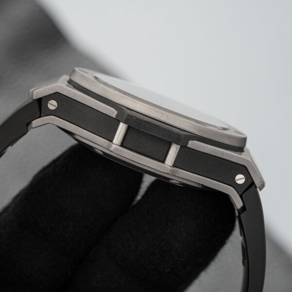 Hublot 301.AI.460.RX