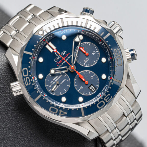 Omega 212.30.44.50.03.001