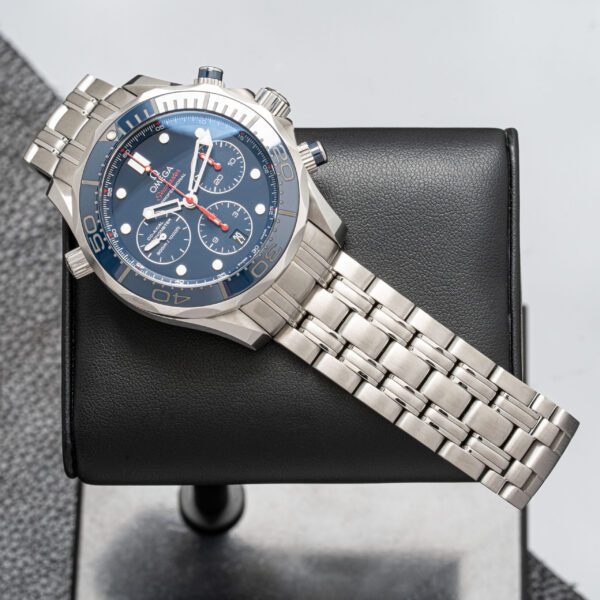 Omega 212.30.44.50.03.001