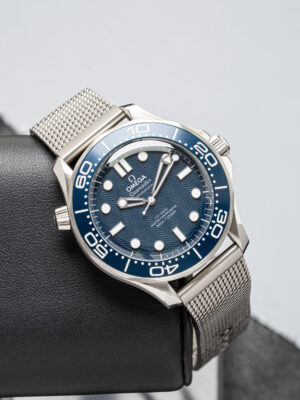 Omega 210.30.42.20.03.002