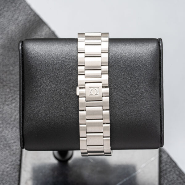 Omega 2502.34