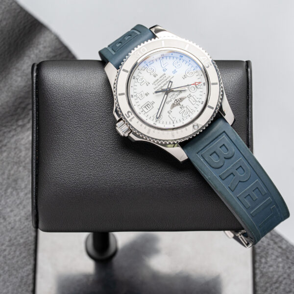 Breitling A17365