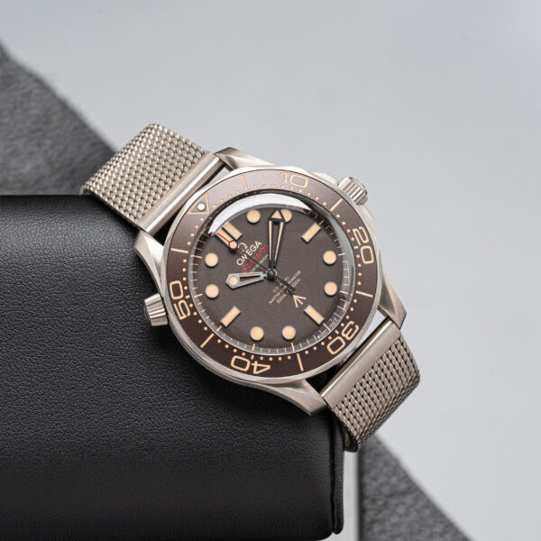 Omega 210.90.42.20.01.001