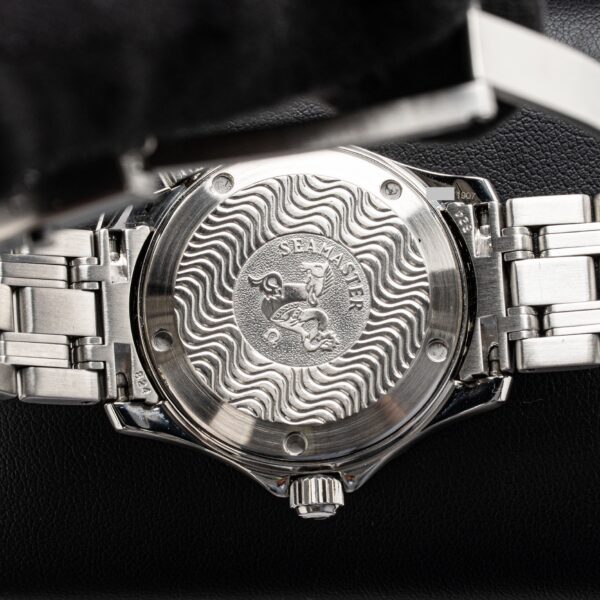 Omega 2561.80
