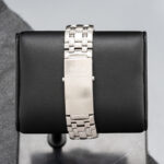 Omega 2561.80