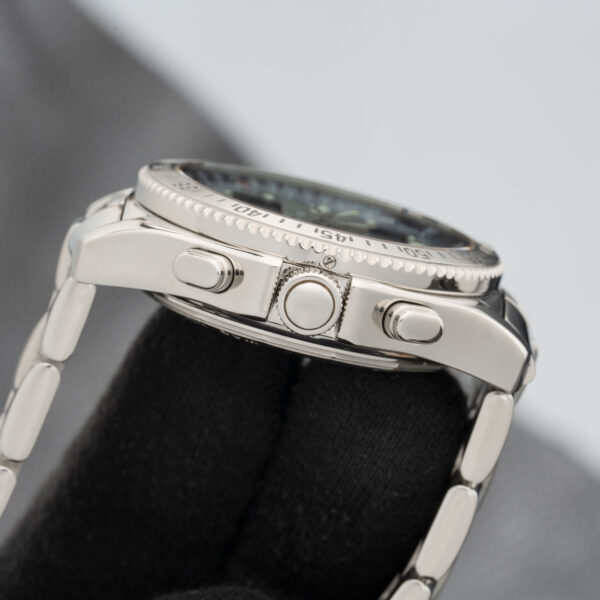 Breitling A68362