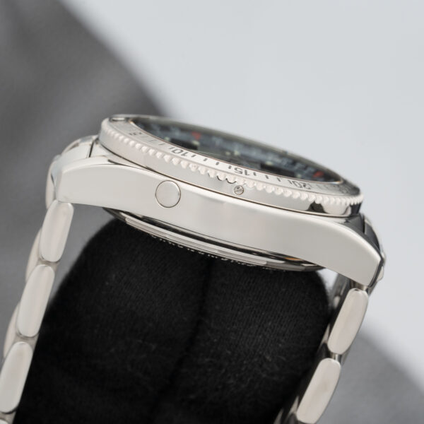 Breitling A68362