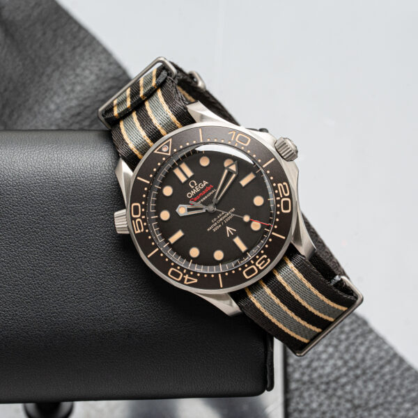 Omega 210.90.42.20.01.001