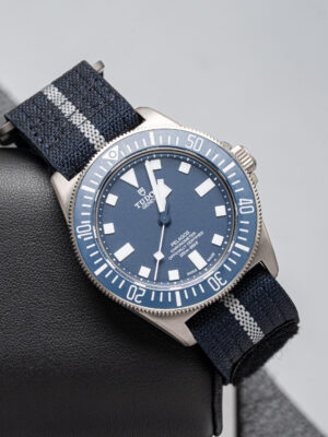 Tudor 25707B/22