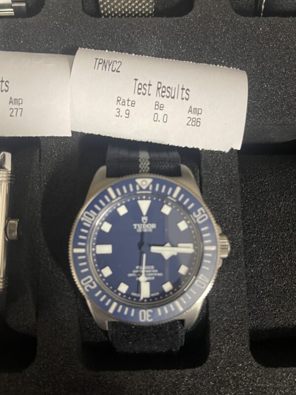 Tudor 25707B/22