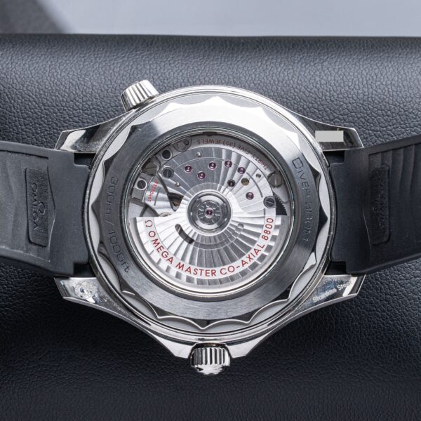 Omega 210.32.42.20.04.001