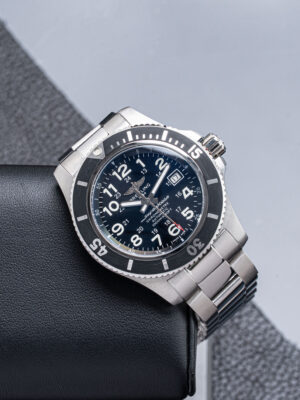Breitling A17392