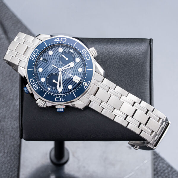Omega 210.30.44.51.03.001