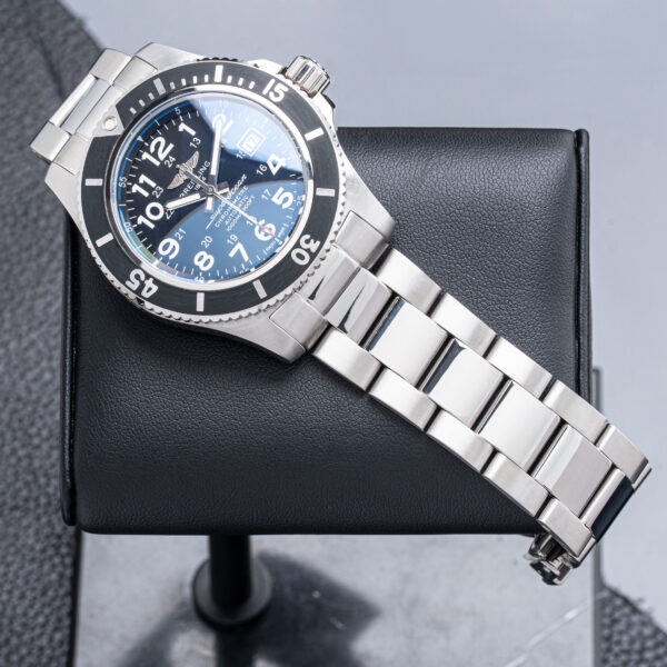 Breitling A17392
