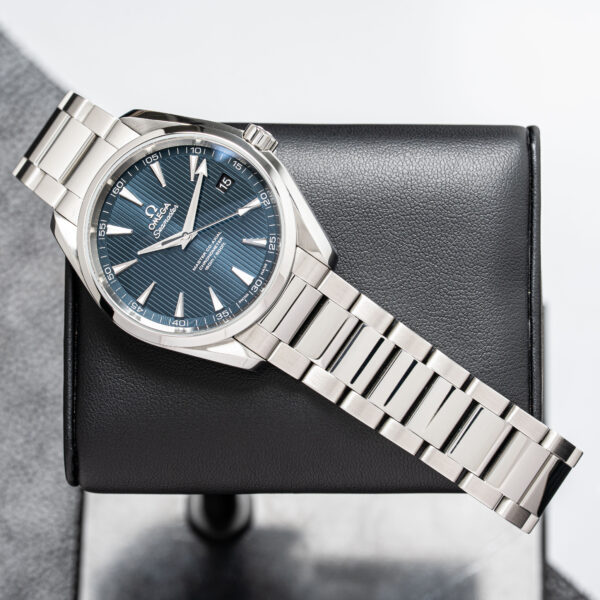 Omega 231.10.42.21.03.003