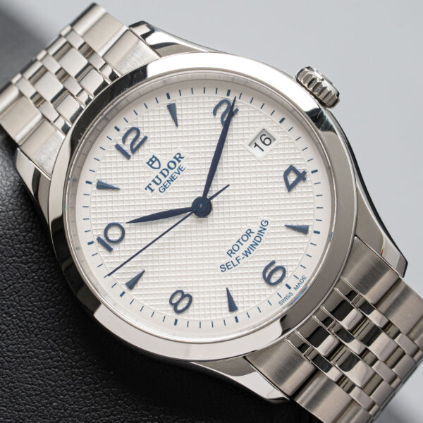 Tudor 91450