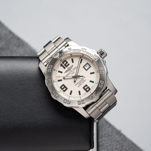 Breitling A74387