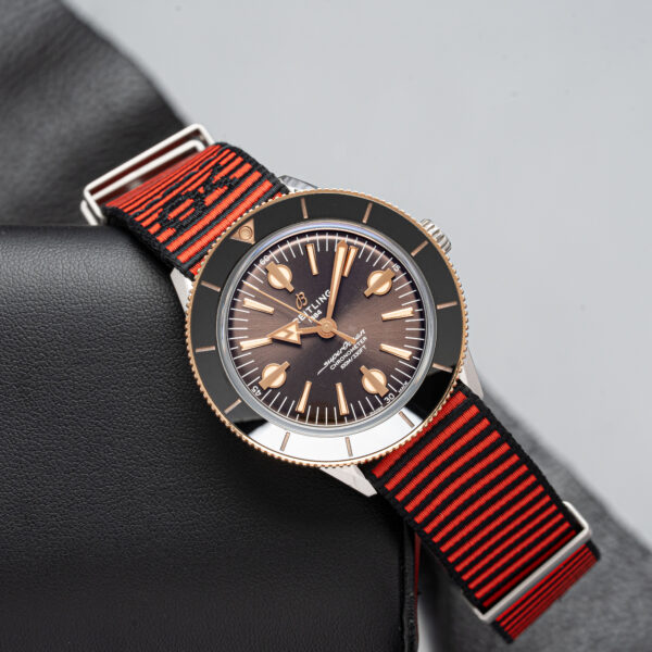 Breitling U103701A1Q1W1