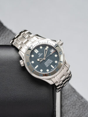 Omega 2552.80