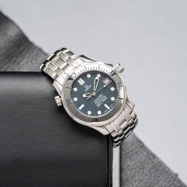 Omega 2552.80