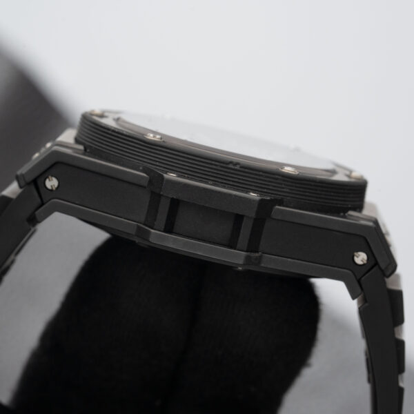 Hublot 701.CI.0170.RX