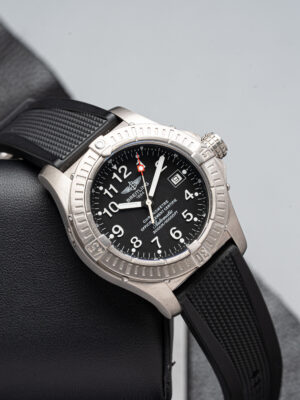 Breitling E17370