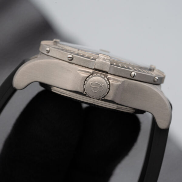 Breitling E17370