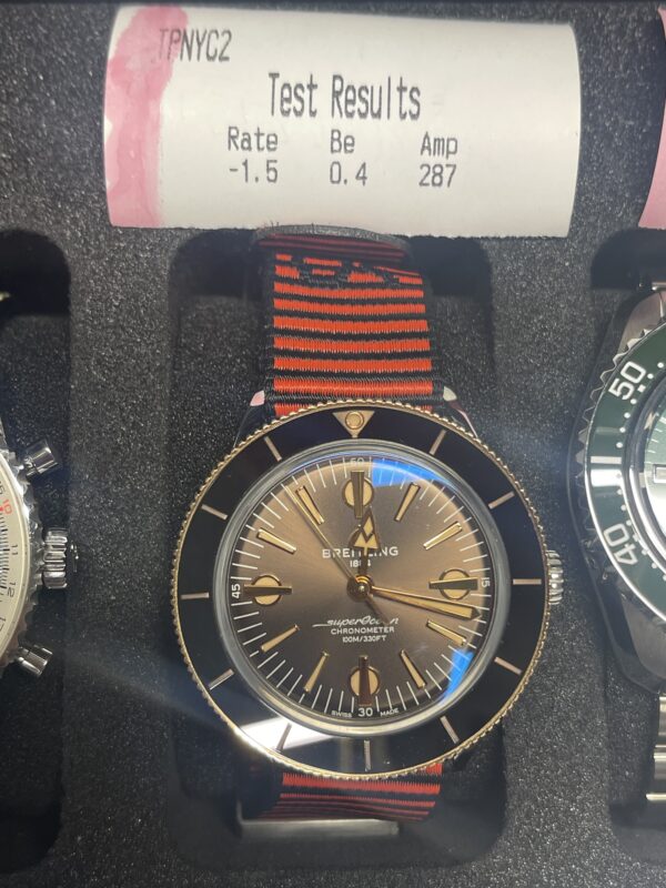 Breitling U103701A1Q1W1