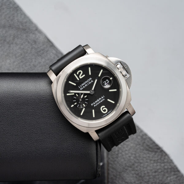 Panerai PAM00221