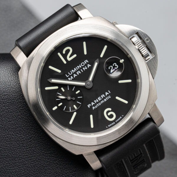 Panerai PAM00221