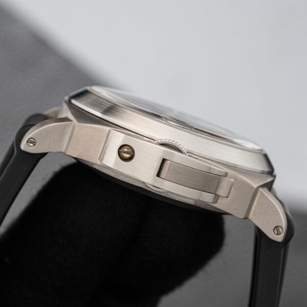 Panerai PAM00221