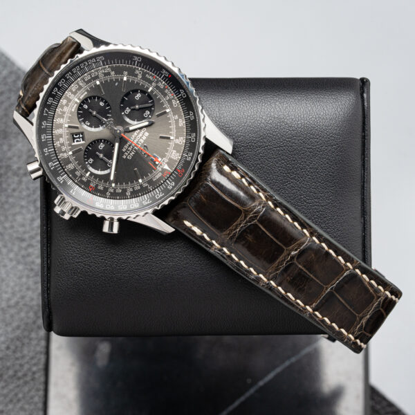 Breitling AB03102A1F1P1