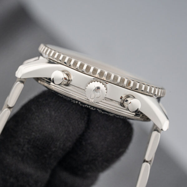 Breitling A24322