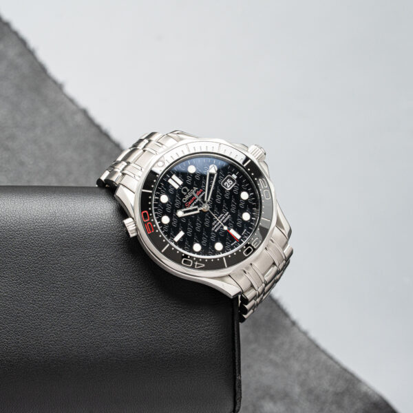 Omega 212.30.41.20.01.005