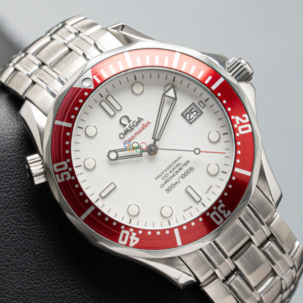 Omega 212.30.41.20.04.001